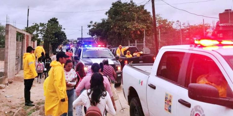 EL DELEGADO MUNICIPAL RAYMUNDO ZAMORA CESEÑA HIZO UN LLAMADO A LA CIUDADANÍA PARA QUE TOME LAS DEBIDAS PRECAUCIONES ANTE LA PRESENCIA DE FUERTES VIENTOS Y LLUVIAS PROVENIENTES DEL HURACÁN NORMA
