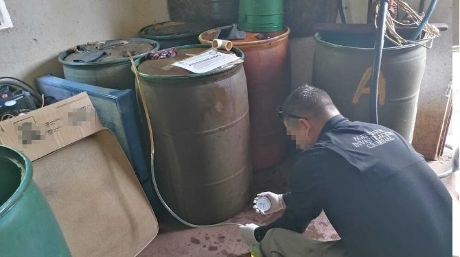 EN CATEO A DOS INMUEBLES FGR ASEGURA HIDROCARBURO EN EL MUNICIPIO DE COMONDÚ, BCS