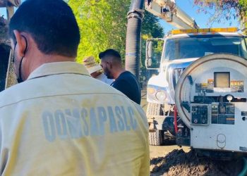 REALIZÓ OOMSAPAS LOS CABOS TRABAJO DE DESAZOLVE DE AGUAS RESIDUALES Y MANTENIMIENTO DEBOMBA SUMERGIBLE EN MIRAFLORES