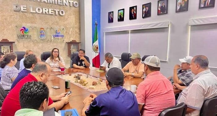 TRAS LAS HUELLAS Por Monserrath Villalejo Baeza