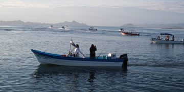 ENTREGAN ROTARIOS “JUEGOS MÁGICOS MATEMÁTICOS” A 250 ESCUELAS PRIMARIAS DE BCS