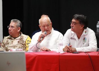*ACUDE GOBERNADOR VCC A SESIÓN DEL CONSEJO DE PROTECCIÓN CIVIL EN LOS CABOS, ANTE CERCANÍA DE HURACÁN “NORMA”*