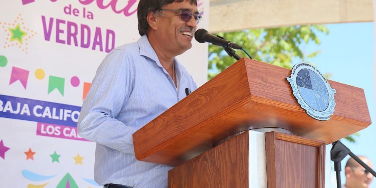 PRESIDE EL ALCALDE DE LOS CABOS OSCAR LEGGS CASTRO “LA FIESTA DE LA VERDAD”