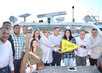 DELEGADO DE CABO SAN LUCAS RAYMUNDO ZAMORA CESEÑA FUE PARTE DEL DISPARO DE SALIDA DEL TORNEO BILLFISH DE LOS CABOS 2023