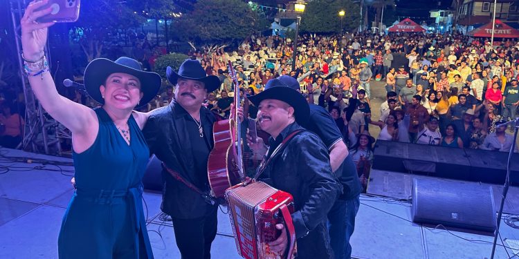 CON GRAN ÉXITO CONCLUYEN LAS FIESTAS DEL 138 ANIVERSARIO DE FUNDACIÓN DE SANTA ROSALÍA, PUEBLO MÁGICO