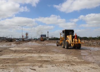 ASISTE GOBERNADOR VCC A ENTREGA DE MEDALLA “MARÍA DIONISIA VILLARINO ESPINOSA” A LILIANA EDITH LYLE FRITCH