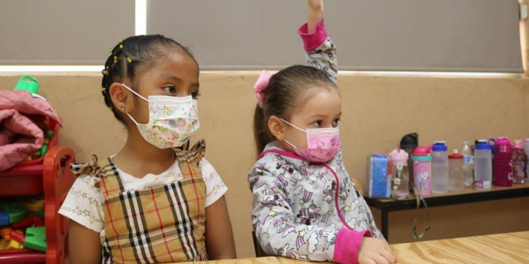 APADRINA GOBERNADOR VCC, PRIMERA GENERACIÓN DE “MUJERES AL VOLANTE”