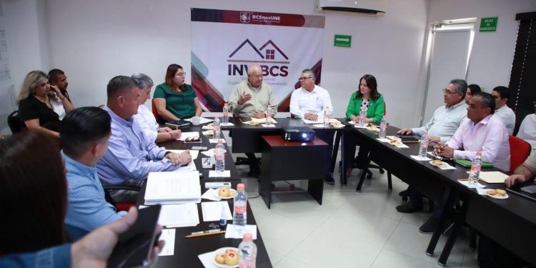 ENCABEZA GOBERNADOR VCC, REUNIÓN DEL CONSEJO DIRECTIVO DELINVI