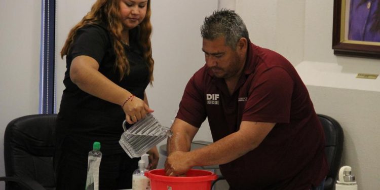 APADRINA GOBERNADOR VCC, PRIMERA GENERACIÓN DE “MUJERES AL VOLANTE”