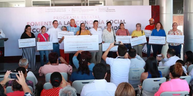 INCORPORA SEP EN LOS CABOS ACASI MIL ALUMNOS DE NIVEL BÁSICO RECIÉN LLEGADOS