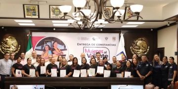 APADRINA GOBERNADOR VCC, PRIMERA GENERACIÓN DE “MUJERES AL VOLANTE”