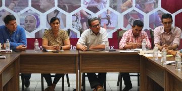 REUNION EN INSUDE PARA PREPARATIVOS DE DESFILE DEL 20 DE NOVIEMBRE