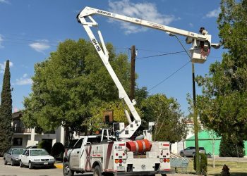 Temas y sucesos // Diálogos Un intento por hacer reflexionar al lector… HUMBERTO ZAMORA RUIZ