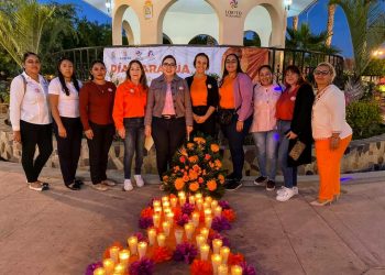 TRAS LAS HUELLAS Por Monserrath Villalejo Baeza