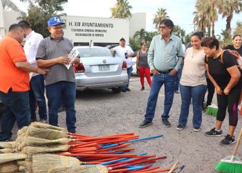 CONTINÚO ESTE SÁBADO LA CAMPAÑA DE LIMPIEZA QUE FORMA PARTE DEL PLAN EMERGENTE DE 10 DÍAS EN LA DELEGACIÓN DE CABO SAN LUCAS