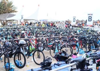 ABANDERA GOBIERNO DE LOS CABOS EL IRONMAN 70.3 EN SU 7ma. EDICIÓN