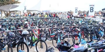 ABANDERA GOBIERNO DE LOS CABOS EL IRONMAN 70.3 EN SU 7ma. EDICIÓN
