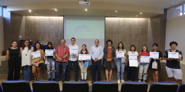 CELEBRA UABCS JORNADAS ACADÉMICAS SOBRE CIENCIAS MARINAS Y COSTERAS
