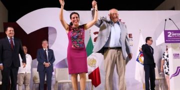 EN SU SEGUNDO INFORME DE LABORES LA PRESIDENTA MUNICIPAL DE LA PAZ MILENA QUIROGA RECONOCIO QUE ES TIEMPO DE LAS MUJERES PARA LOGRAR LA TRANSFORMACION SOCIAL Y POLITICA