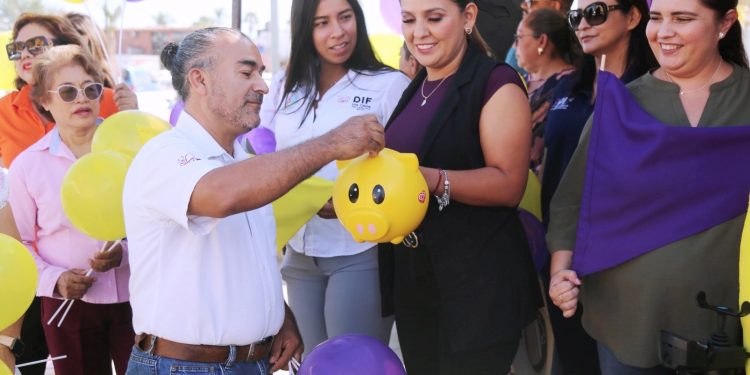 SISTEMA DIF LOS CABOS Y PERSONAL DE DISTINTAS ÁREAS DEL GOBIERNO DE LOS CABOS INICIARON DE FORMA FORMAL EL BOTEO DE APOYO AL TELETÓN 2023