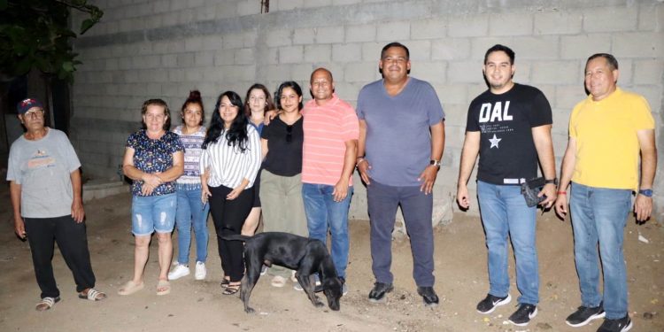 SOLICITAN HABITANTES DE LA COLONIA LOS CANGREJOS LA INTERVENCIÓN DEL DELEGADO DE CABO SAN LUCAS RAYMUNDO ZAMORA CESEÑA PARA ATENDER INSEGURIDAD