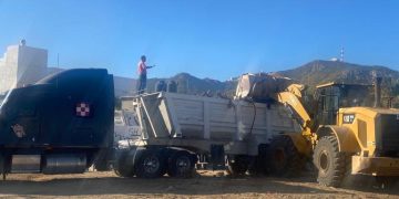 CONTINÚA SERVICIOS PÚBLICOS DE LOS CABOS CON JORNADAS DE LIMPIEZA EN LAS DIVERSAS COLONIAS DEL MUNICIPIO