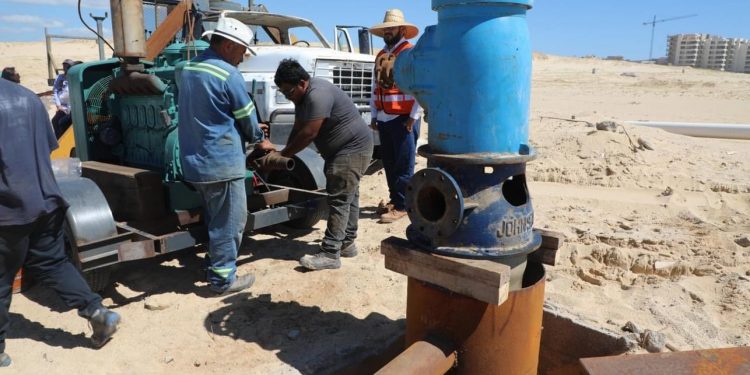 CONCLUYEN CON ÉXITO LOS TRABAJOS EN EL POZO PLAYERO DE LA PLANTA DESALADORA LOQUE PERMITIRÁ ACORTAR LOS DÍAS DE TANDEO PARA LAS COLONIAS DE CABO SAN LUCAS