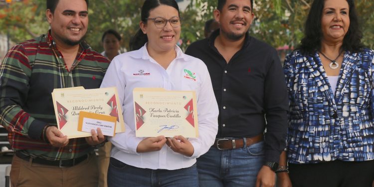 EL XIV AYUNTAMIENTO DE LOS CABOS LLEVO A CABO PREMIACION A LOS GANADORES DEL CONCURSO MUNICIPAL DE ORATORIA “LA REVOLUCIÓN “