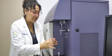 RECIBE HOSPITAL SALVATIERRA EQUIPO MÉDICO DE PUNTA PARA REFORZARDETECCIÓN Y ATENCIÓN DEL CÁNCER INFANTIL