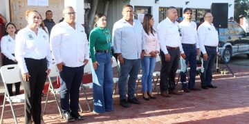 DURANTE CEREMONIA CÍVICA INFORMÓ LA COORDINADORA DE INGRESOS DE LOS CABOS QUE CONTINÚA EL PROGRAMA MUNICIPAL ¨BORRÓN Y CUENTA NUEVA¨ EN OBLIGACIONES FISCALES