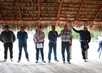 VISITA GOBERNADOR VCC ZONAS RURALES DE LA PAZ