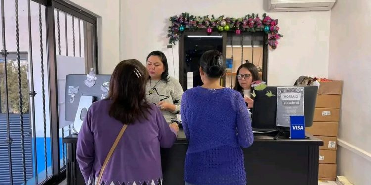 TRAS LAS HUELLAS Por Monserrath Villalejo Baeza