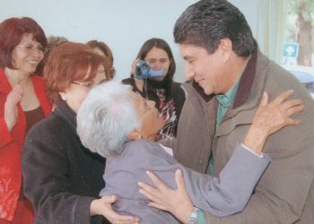 Temas y sucesos // Diálogos  Un intento por hacer reflexionar al lector… HUMBERTO ZAMORA RUIZ