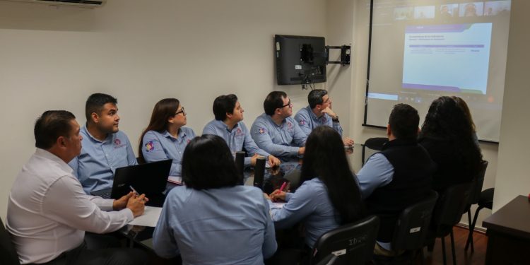 PARTICIPAN EN CONVIVENCIA MÁS DE MIL 200  PADRES Y ALUMNOS DE JARDINES DE NIÑOS DE LA PAZ