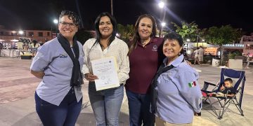 EL EQUIPO DE LA DIRECCIÓN DE CULTURA DEL AGUA EN LOS CABOS PARTICIPÓ CON UN MÓDULO INFORMATIVO DE MATERIALES RECICLADOS EN LA CLAUSURA DE LA ECOFERIA