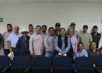 CLAUSURAN EN LA UABCS CURSO PARA EL DIAGNÓSTICO DE ENFERMEDADES Y SU CONTROL EN ÁREAS VERDES