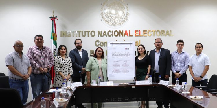 FIRMA DE CONVENIO DE COLABORACIÓN ENTRE EL INE Y EL TEEBCS PARA FORTALECER LA DEMOCRACIA EN BAJA CALIFORNIA SUR