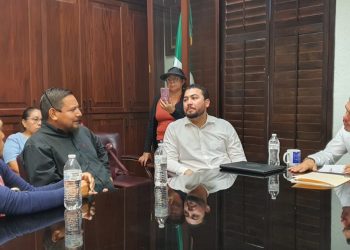 LOGRAN ACUERDOS LA OFICIALIA MAYOR DE LOS CABOS Y ANTORCHISTAS