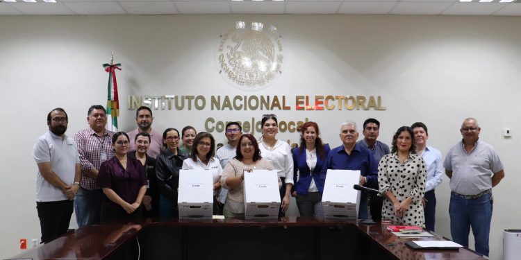 AVANCES EN LA SELECCIÓN DE SUPERVISORES(AS) ELECTORALES Y CAPACITADORES(AS)-ASISTENTES ELECTORALES: ENTREGA DEL EXAMEN POR LA JUNTA LOCAL EJECUTIVA DEL INE EN B.C.S.
