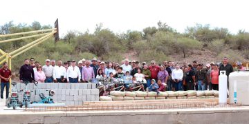 ENTREGÓ VÍCTOR CASTRO COSÍO APOYOS  A GRUPOS VULNERABLES EN SAN NICOLÁS