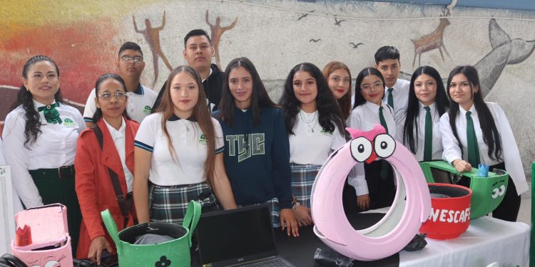 CELEBRA TELEBACHILLERATO DE BCS  ANIVERSARIO CON ACTIVIDADES DIVERSAS