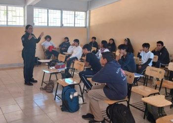 SECUNDARIA DE LORETO RECIBE PLÁTICAS PREVENTIVAS DE LA POLICÍA ESTATAL CIBERNÉTICA