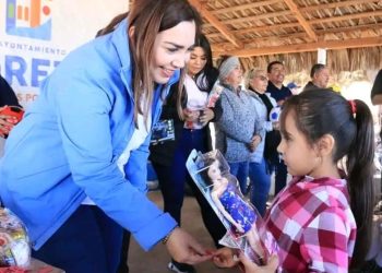 TRAS LAS HUELLAS Por Monserrath Villalejo Baeza