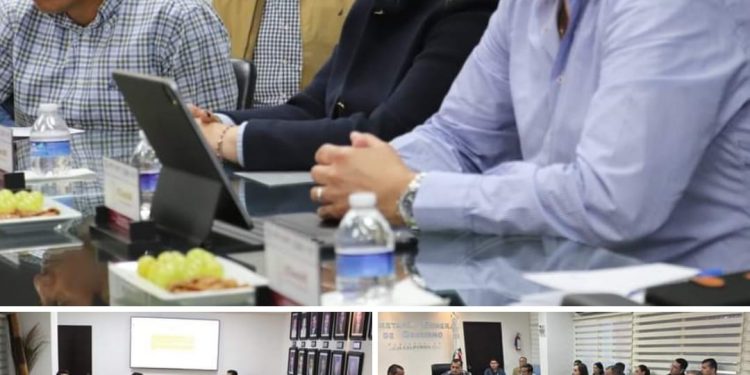 TRAS LAS HUELLAS Por Monserrath Villalejo