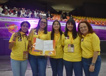 DESTACA BCS EN EXPOCIENCIAS INTERNACIONALES