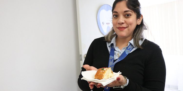 SUGIERE PROFESORA CON 50 AÑOS DE SERVICIO QUE SEAN DIARIASLAS CLASES DE EDUCACIÓN FÍSICA