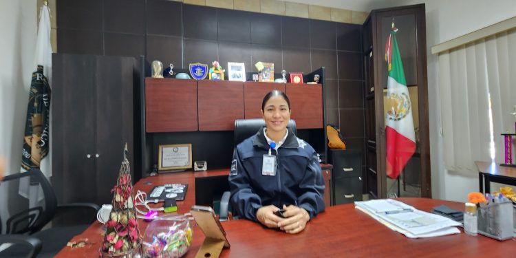 PARA ATENDER LAS LLAMADAS AL 9.1.1. SE PROYECTA AUMENTAR EL NUMERO DE CAMARAS DE VIDEO VIGILANCIA EN ESTA CIUDAD PARA GARANTIZAR MAYOR SEGURIDAD A LA CIUDADANIA CON VIGILANCIA EN TIEMPO REAL DE LA VIALIDADES Y DE TODOS LOS SECTORES DE LA POBLACION