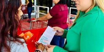 SIPINNA REALIZÓ ENTREGA DE FOLLETOS A LA POBLACIÓN DE CSL CON INFORMACIÓN DE SUS DERECHOS