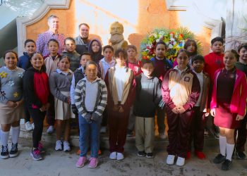 EL XIV AYUNTAMIENTO DE LOS CABOS REALIZÓ CEREMONIA CÍVICA PARA CONMEMORAR EL 54° ANIVERSARIO LUCTUOSO DEL PROFESOR PABLO L. MARTÍNEZ