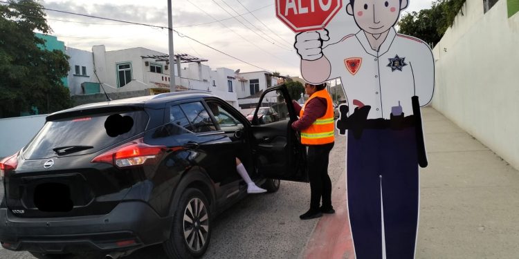 IMPLEMENTAN EL PROGRAMA “PAPÁ VIGILANTE” EN DIVERSAS INSTITUCIONES DEL MUNICIPIO DE LOS CABOS